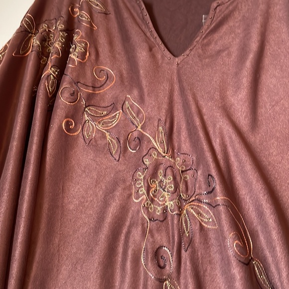 Club Z Collection poncho  One size   Beaded  Embroidered boho style NWT - Picture 2 of 9